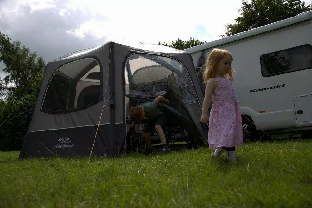 Vango Airhub Hexaway II Tall Awning (2022) Vango Airbeam Vango Airhub Hexaway II Tall Awning (2022) -Vango Store 2020 vango lifestyle awning hexaway 03 1