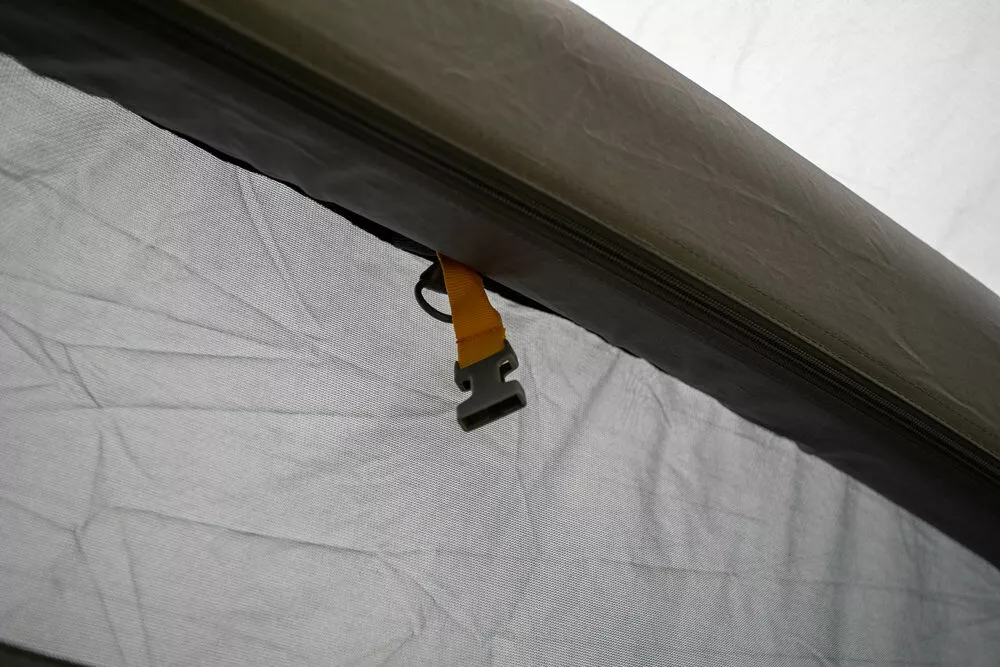 Vango Cove II Air Mid Awning (2023) Vango Airbeam Vango Cove II Air Mid Awning (2023) -Vango Store 2021 vango feature cove ii air lifestyle low 6