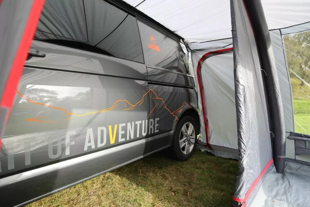 Vango Faros II Air Low Awning (2023) Vango Airbeam Vango Faros II Air Low Awning (2023) -Vango Store 2021 vango lifestyle faros ii air 08