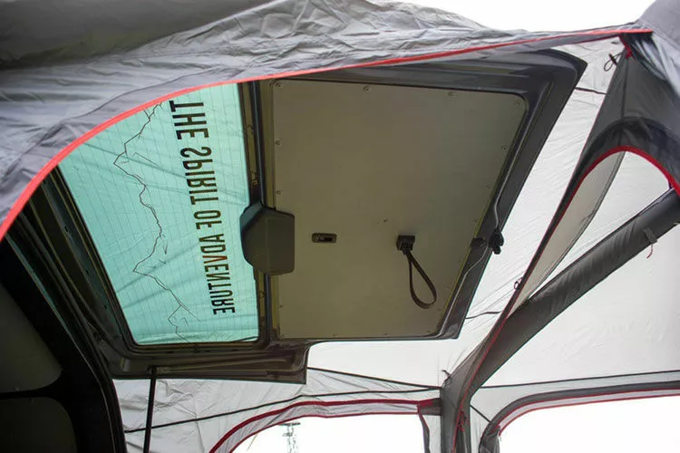 Vango Tailgate Airhub Low Awning (2022) Vango Airbeam Vango Tailgate Airhub Low Awning (2022) -Vango Store 2021 vango lifestyle tailgate airhub 12