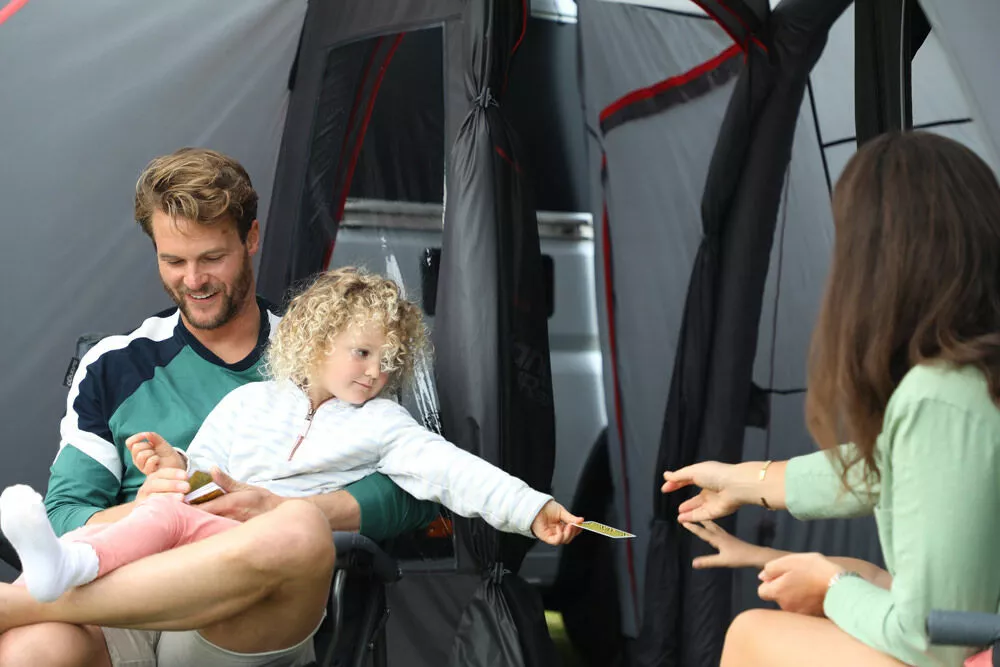 Vango Cove II Air Mid Awning (2023) Vango Airbeam Vango Cove II Air Mid Awning (2023) -Vango Store vango lifestyle driveaway awnings cove ii air mid low 3